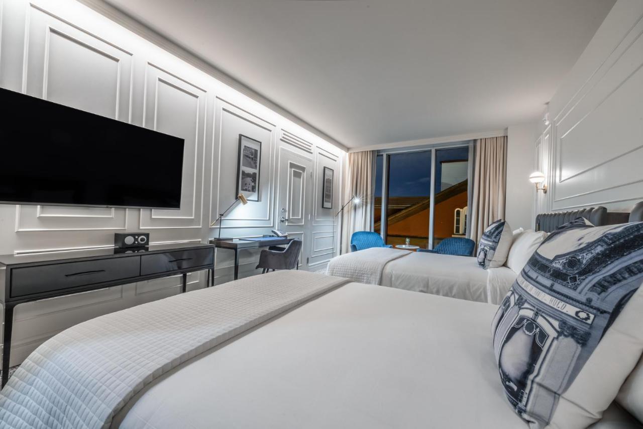 Le Capitole Hotel ケベックシティ エクステリア 写真